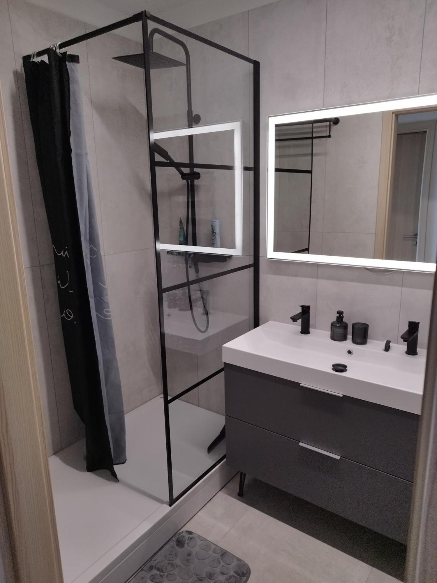 Silver Harmony Apartman Siofok Ngoại thất bức ảnh